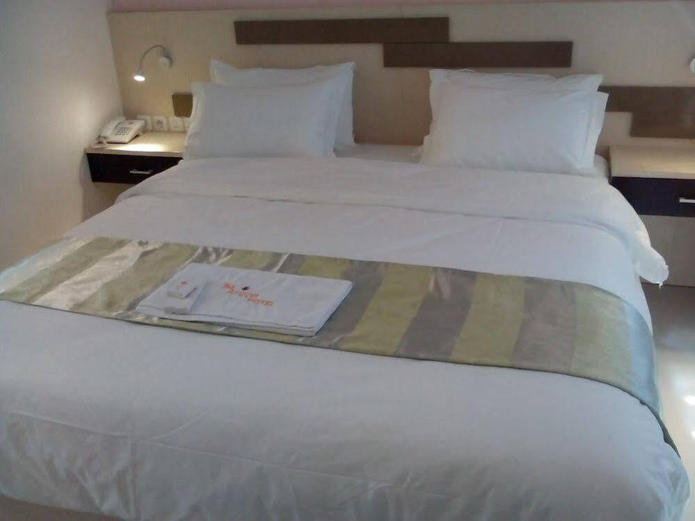 The Arizon At Malioboro Hotel 요그야카르타 외부 사진